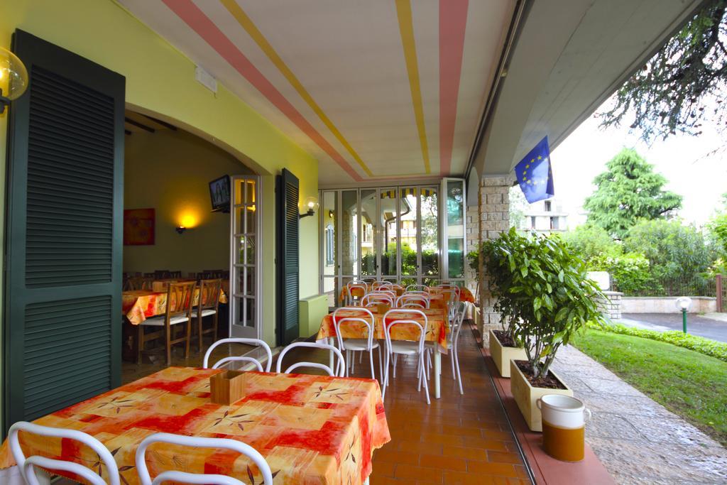 Albergo La Quiete Desenzano del Garda Exteriör bild