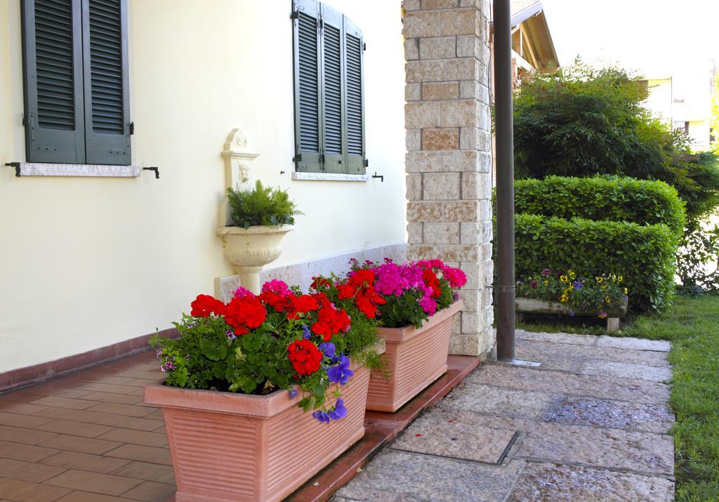 Albergo La Quiete Desenzano del Garda Exteriör bild